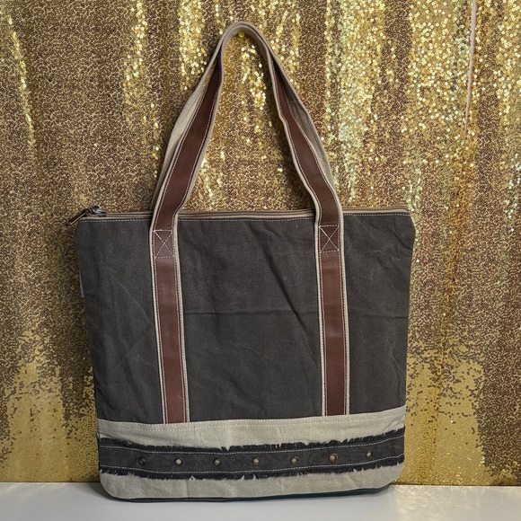 Brown and Gray Tote Bag - Picture 3 of 8